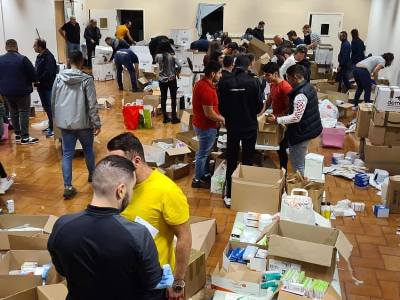 «Ֆրանսահայեր ջան, դուք ֆանտաստիկ եք». Մարսելի հայկական եկեղեցիներում արդեն հավաքվել է 10 տոննայից ավելի դեղորայք