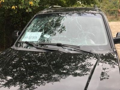 Azerbaijani armed forces target vehicle transporting Agence France-Presse (AFP) reporters