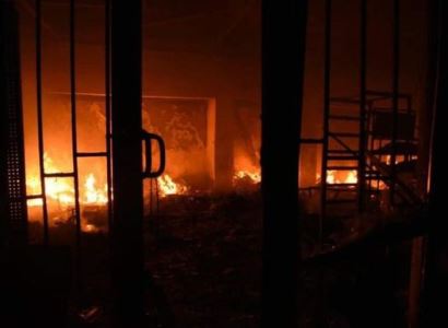 В результате обстрела в Степанакерте начался пожар