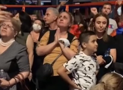 Los Angeles-Armenians end protest, to meet again tomorrow