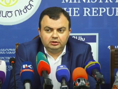 Ваграм Погосян: Враг обстреливает мирное население, так как не добился успеха на переднем крае