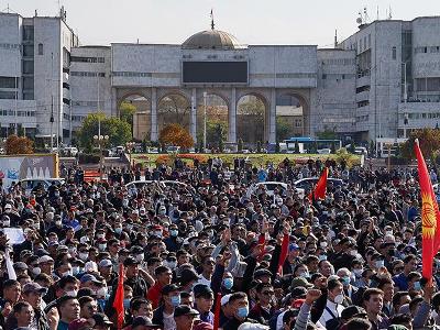 Участники митинга в столице Киргизии потребовали смены правительства