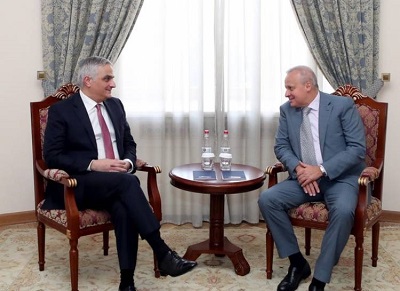«Հրապարակ». Պետական քարոզչամեքենան պրոռուսական տոնայնության մեջ է