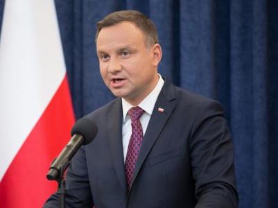 Президент  Польши призвал Армению и Азербайджан прекратить военные действия