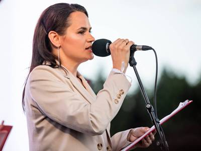 Светлана Тихановская выступила с обращением, поддержав протестующих белорусок