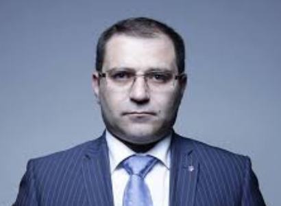 Адвокат: Во время обыска квартиры Нарека Маляна были конфискованы телефоны его детей