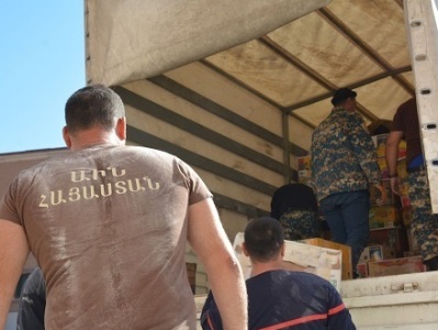 ԱԻՆ փրկարարներն Արցախում են․ նրանց մի մասն ընդգրկված է պատսպարված քաղաքացիներին անհրաժեշտ սննդի մատակարարման գործում