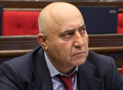 Tert.am: Armenian ex-MP on leaving for Artsakh with freedom fighters, reports numbers of victims and injured