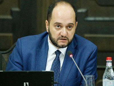 Դիմակ չկրողը թշնամական կենսաբանական զենք է․ Արայիկ Հարությունյան