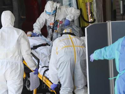 В Чехии впервые с начала пандемии за сутки зафиксировано более 15 000 случаев заражения коронавирусом