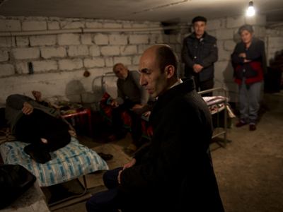 Омбудсмен Арцаха посетил ряд убежищ в Степанакерте и Шуши