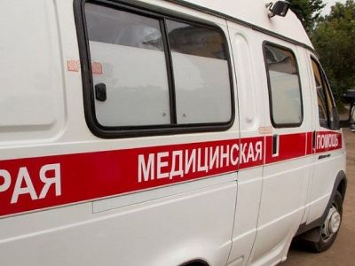 Truck loaded with ambulances crosses Russia-Georgia border checkpoint, heading towards Armenia