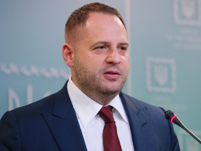 СМИ: Глава Офиса президента Украины поручил договориться о поставках оружия Азербайджану