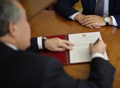 Armenia President signs law on making supplements to defense legislation