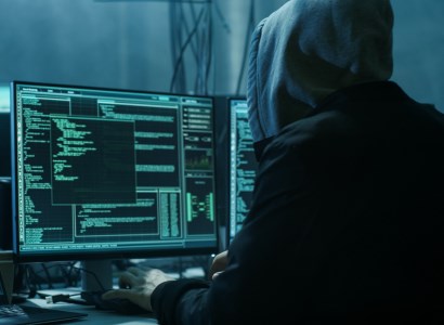 Разведка США обвинила хакеров из РФ, Ирана и Китая в попытках вмешаться в президентские выборы