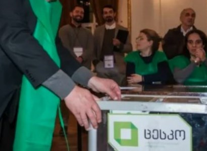 Явка на парламентских выборах в Грузии составила 56,11%