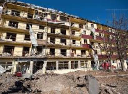 ГСЧС Арцаха: В полдень вражеские силы обстреляли Шуши. Повреждна персидская мечеть «Гоар ага»