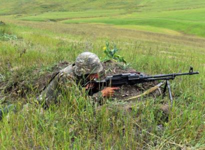 Представитель Минобороны Армении: На юге бои шли вдоль реки Воротан, в направлении одной высоты
