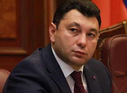 Шармазанов: Необходимо сделать все, чтобы исправить военно-политическую ситуацию на фронте