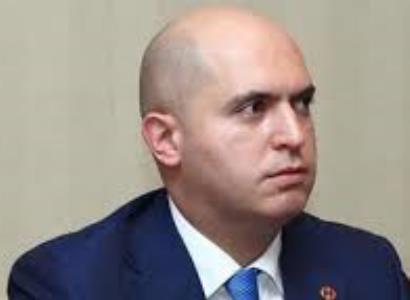 Իմ խիղճն, պատիվն ու ուսադիրներները պարտադրում են ասել, որ ձեզ ամենավերջին քֆուրն էլ է քիչ. Արմեն Աշոտյան