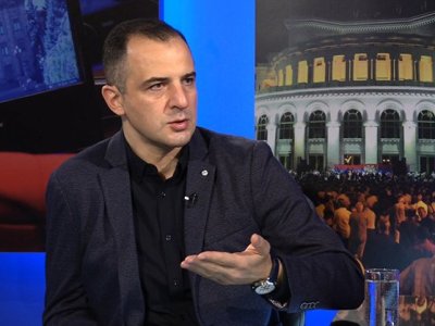Если это изменническое соглашение будет реализовано, то от 12 000 кв. км Арцаха останется около 2 500 кв. км