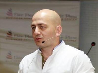 Մեղրիով Նախիջևանը կապվում է Ադրբեջանի հետ, այսինքն՝ Հայաստանը շրջափակում են նաև հարավից․ Վահրամ Միրաքյան