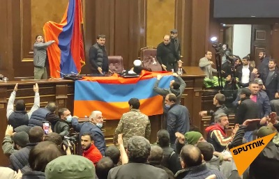 «Ժողովուրդ». Կառավարության և Ազգային ժողովի աշխատանքը պարալիզացվեց. ինչ սպասել այսօր