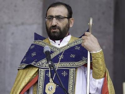 Руководитель канцелярии Первопрестольного Эчмиадзина: Никол Пашинян должен уйти