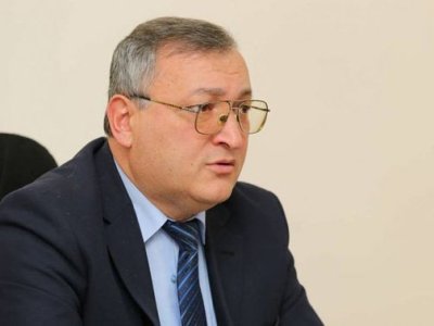 Մեղավոր եմ, որ միակ զենքս տղաներս են, ովքեր դեռ դիրքերից ընդդիմանում են իրականությանը. Թովմասյան