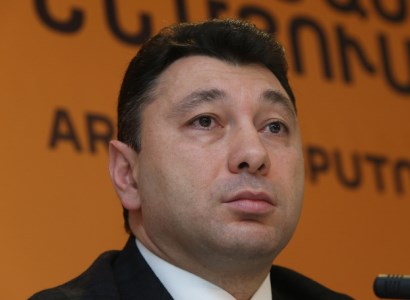 СМИ: Задержан бывший вице-спикер парламента Армении Эдуард Шармазанов