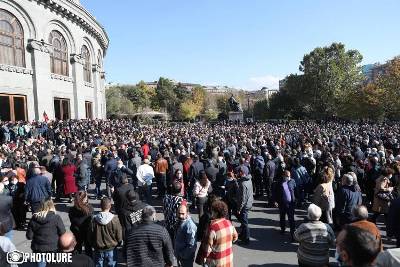 «Грапарак»: Вчера был разрушен миф фейковой Армении