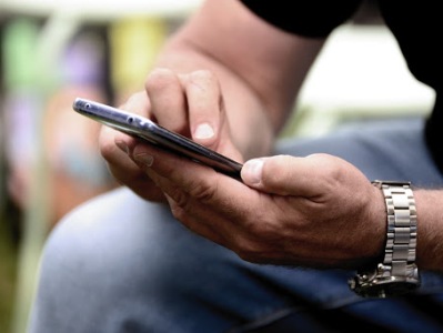 Названы наиболее эффективные способы дезинфекции смартфона в период пандемии коронавируса