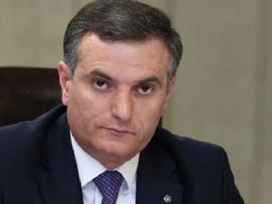 «Իմ քայլը» խմբակցությունը «կաշին փրկող», մանիպուլիացիոն հայտարարություն տարածեց. Արտակ Զաքարյան