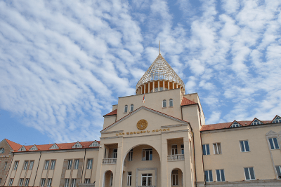 Newspaper: Artsakh restoration must be primary goal at this moment