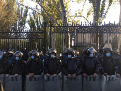 «Паст»: Почему в Армении сохраняется режим военного положения?