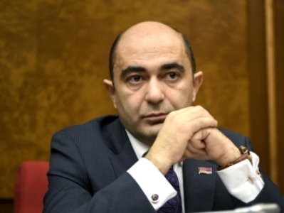Կսատկես մի օր. Էդմոն Մարուքյանը նամակագրություն է հրապարակել