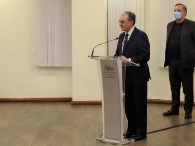 Подавший в отставку глава МИД Армении попрощался с сотрудниками