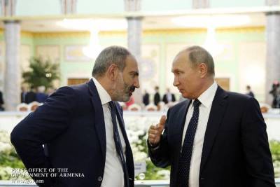 «Հրապարակ». Մինչեւ դեկտեմբերի 1-ը Մոսկվային ձեռնտու չէ, որ Հայաստանում վարչապետ փոխվի