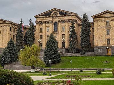 ԼՀԿ-ն հեղինակել է ռազմական դրությունը վերացնելու մասին նախագիծ․ նոյեմբերի 26-ին ԱԺ արտահերթ նիստ կգումարվի