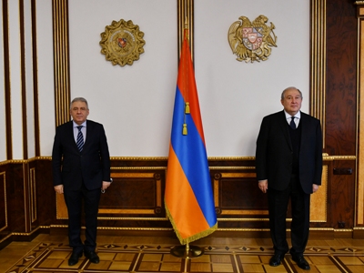 Armenia President receives new defense minister Vagharshak Harutyunyan