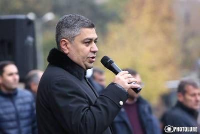 «Հրապարակ». Արթուր Վանեցյանը մեկուսարանում անցկացրած օրերի մասին