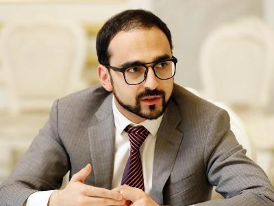 Ավինյանն իր գրասենյակի աշխատակիցներին պարգևավճար տալու որոշում է կայացրել
