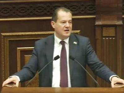 «Светлая Армения»: Руководству Армении военное положение нужно исключительно в корыстных целях