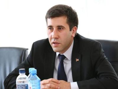 Ակցիա իրականացնողների վրա հարձակվողներից մեկը Կենտրոն վարչական շրջանի ղեկավարի մայրն է եղել. իրավապաշտպան