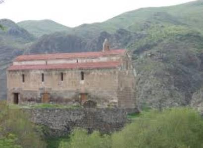 Ճանապարհներ ենք փնտրում, որ փրկենք Ծիծեռնավանքը․ Վրթանես սրբազան