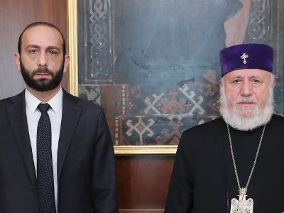 Մայր Աթոռ Սուրբ Էջմիածնում հանդիպեցի Ն.Ս.Օ.Տ.Տ. Գարեգին Բ կաթողիկոսի հետ. Արարատ Միրզոյան