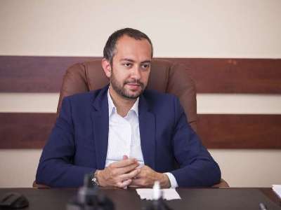 Глава аппарата премьера Армении: Власти отменят ограничения на проведение митингов