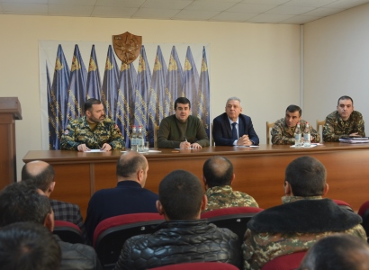 Президент Арцаха встретился с родственниками военнослужащих, пропавших без вести и попавших в плен