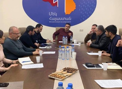 «Движение за спасение отечества»: Необходимо воздерживаться от дачи и выполнения любых незаконных приказов