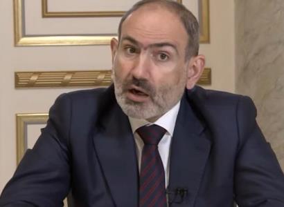 Փաշինյանի ուղիղ եթերի տակ նրան ոգեւորում էին ադրբեջանցիները (ֆոտո)
